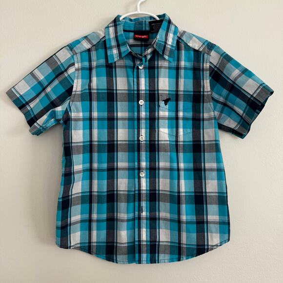 Casual Short-Sleeve Button-Down Tops: Plaid and Stripes, Includes 3 Tops - Picture 8 of 10